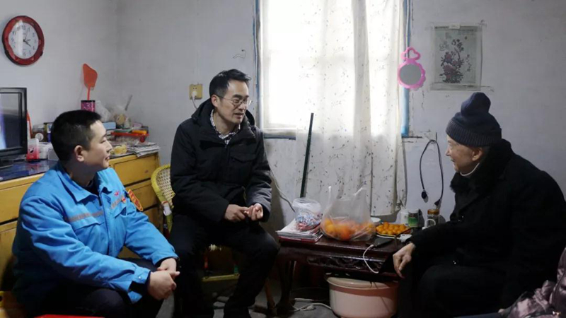 王大真等集團領(lǐng)導深入一線與干部職工共度新春佳節(jié)(圖4) 王大真等集團領(lǐng)導深入一線與干部職工共度新春佳節(jié)(圖4)