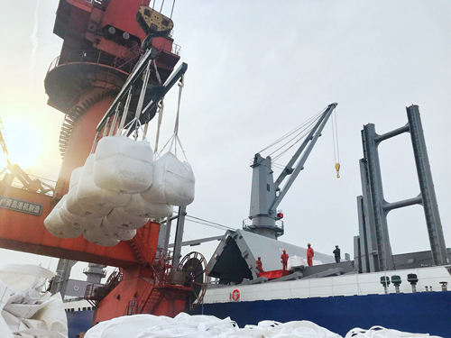 宜化磷酸二銨出口澳大利亞第一單順利裝船！湖北首家！(圖2)