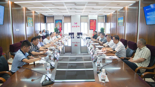 中核五公司總經(jīng)理趙晨曦一行到訪宜化集團(圖1) 中核五公司總經(jīng)理趙晨曦一行到訪宜化集團(圖1)