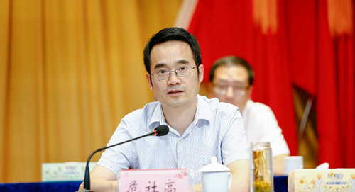 宜化集團(tuán)召開2019年上半年經(jīng)營(yíng)形勢(shì)分析會(huì)(圖2) 宜化集團(tuán)召開2019年上半年經(jīng)營(yíng)形勢(shì)分析會(huì)(圖2)