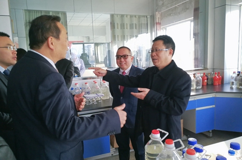 王大真帶隊到金沙酒業(yè)調(diào)研并指導(dǎo)2020年預(yù)算工作(圖2) 王大真帶隊到金沙酒業(yè)調(diào)研并指導(dǎo)2020年預(yù)算工作(圖2)