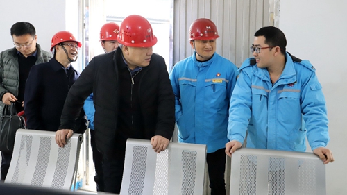 袁衛(wèi)東到股份、楚星和新項(xiàng)目現(xiàn)場(chǎng)調(diào)研(圖2)