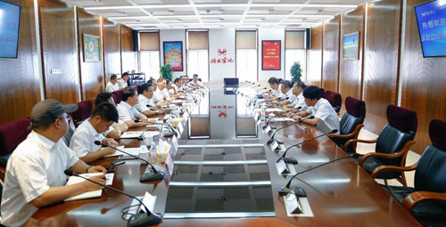 宜化集團(tuán)與中鋁山西鋁業(yè)簽訂戰(zhàn)略合作協(xié)議(圖2) 宜化集團(tuán)與中鋁山西鋁業(yè)簽訂戰(zhàn)略合作協(xié)議(圖2)