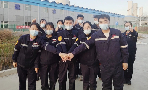 新疆宜化氯堿分廠氯乙烯三班、合成二班榮獲準(zhǔn)東開發(fā)區(qū)安全標(biāo)準(zhǔn)化示范班組稱號(圖2)