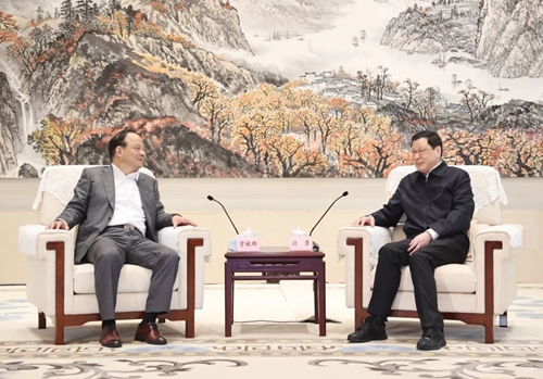 寧德時(shí)代在鄂投資布局新能源汽車動(dòng)力電池產(chǎn)業(yè)！應(yīng)勇王忠林與曾毓群座談(圖1)