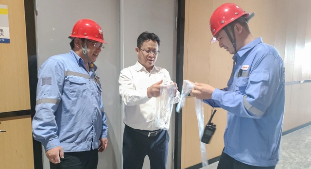 王大真到田家河園區(qū)新項(xiàng)目和宜昌區(qū)域分子公司現(xiàn)場辦公(圖1) 王大真到田家河園區(qū)新項(xiàng)目和宜昌區(qū)域分子公司現(xiàn)場辦公(圖1)