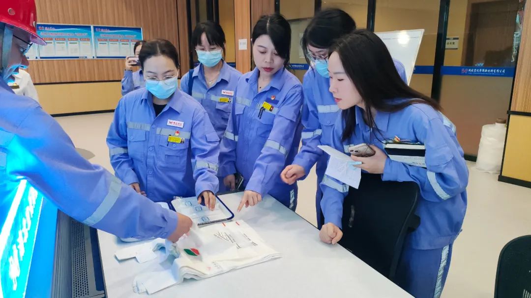 參觀新項目感受新變化更添新干勁！股份公司組織青年職工交流座談