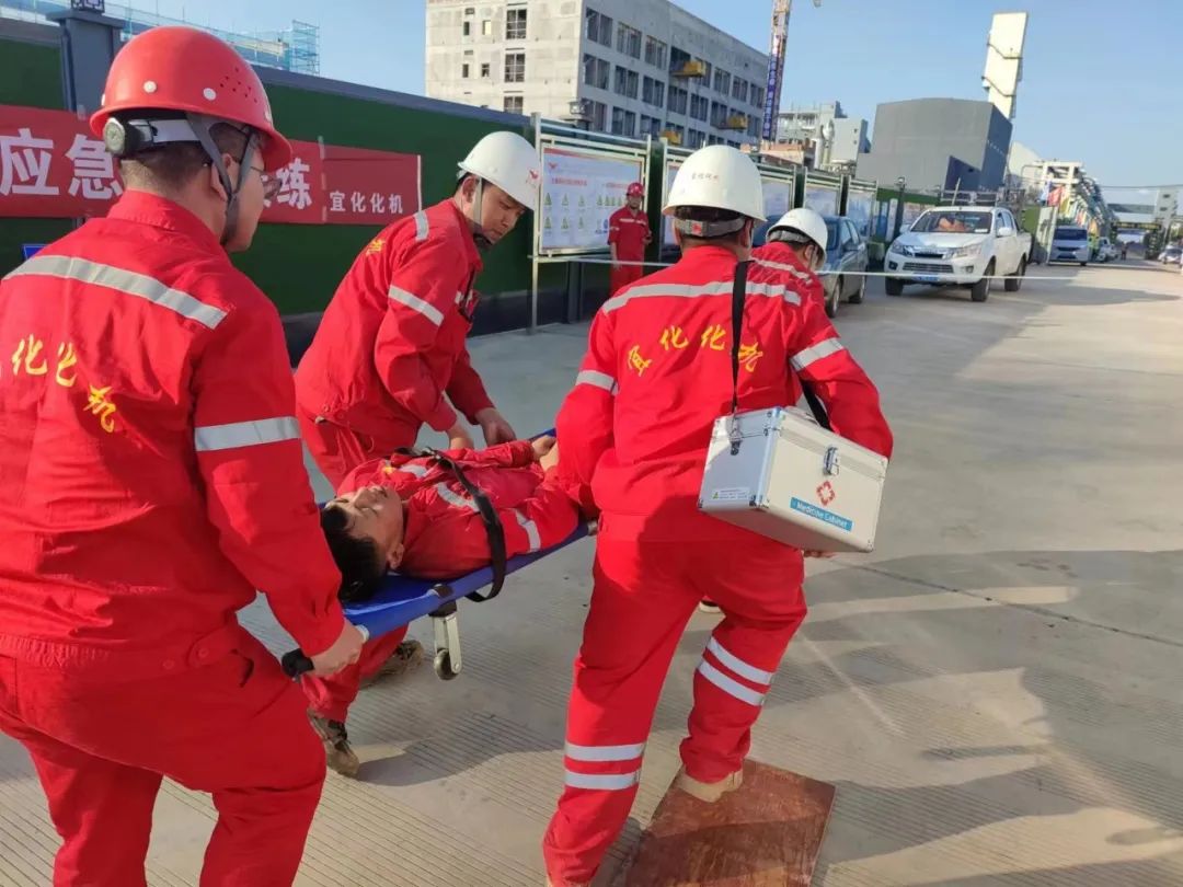 【安全生產(chǎn)月】磷氟鋰業(yè)項(xiàng)目部開展觸電事故應(yīng)急演練(圖2) 圖片