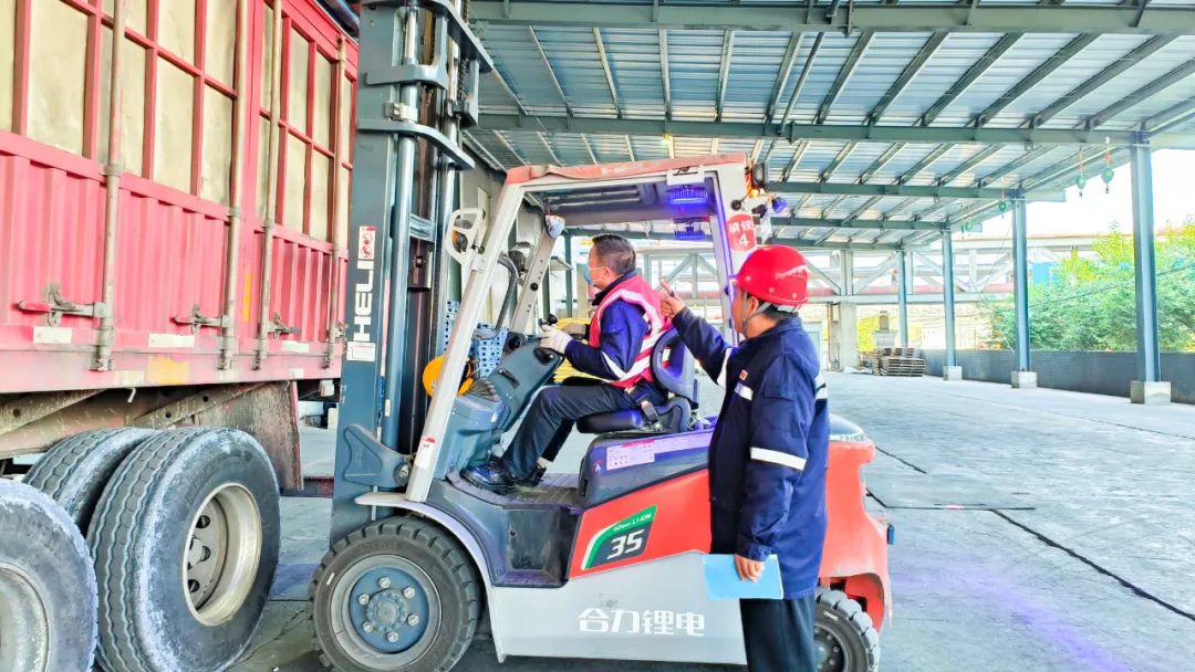 楚星公司：砥礪奮進(jìn)正當(dāng)時(shí)，奮楫篤行開(kāi)門(mén)紅(圖2)