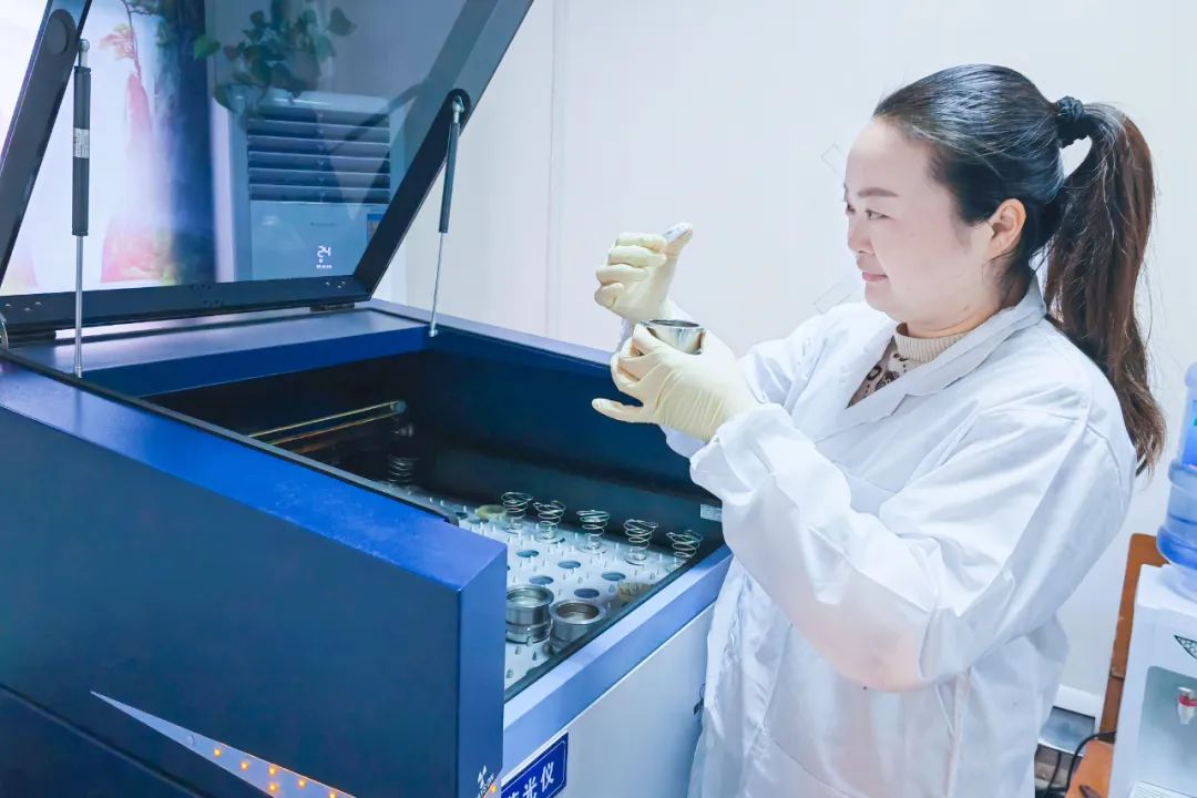 【宜化榜樣】股份公司黃冬燕：立足分析崗位，爭當(dāng)技術(shù)能手(圖4)