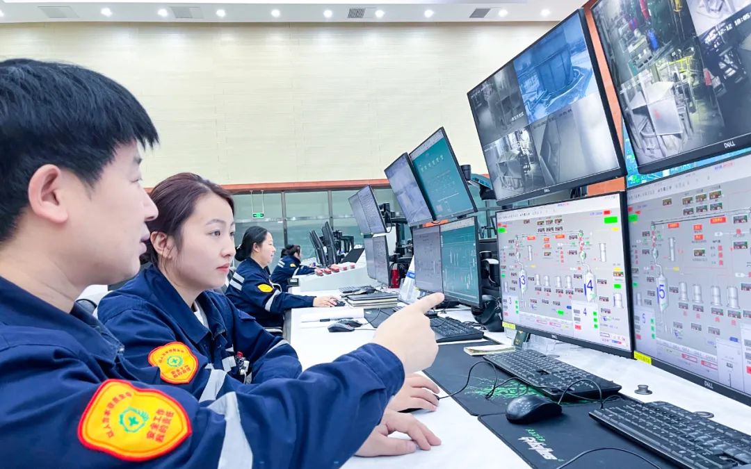 新疆宜化乙炔車間運行一班：立足崗位強技能，凝心聚力創(chuàng)佳績(圖4)