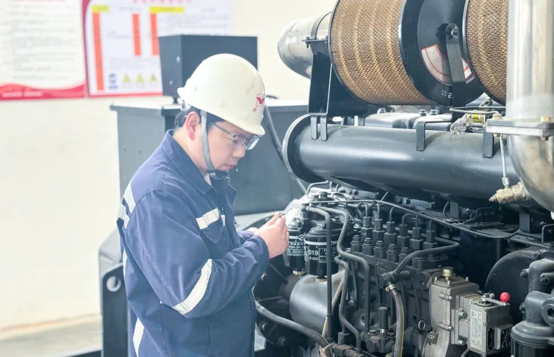 宜化礦業(yè)郭倉?。簼M腔熱愛向機電，一片初心為礦山(圖2)