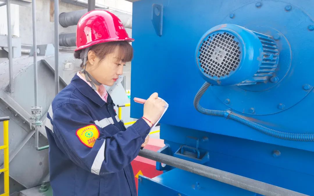 【宜化榜樣】新疆宜化王麗：立足平凡崗位，綻放巾幗風(fēng)采(圖5)