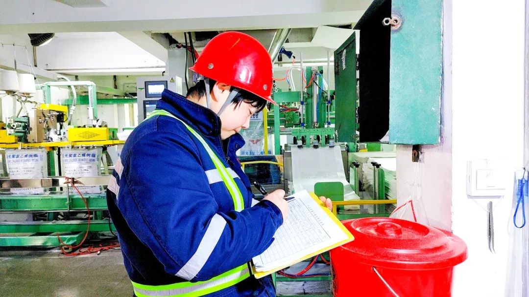 楚星公司：產(chǎn)品研發(fā)步履不停，消光三型樹脂順利下線(圖4)