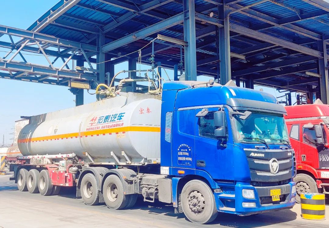 喜訊！內(nèi)蒙宜化醫(yī)藥級(jí)鹽酸成功下線(圖3)