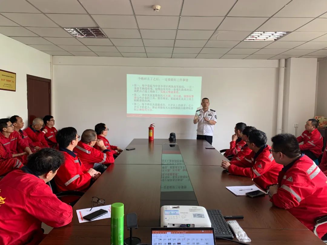 開展消防安全培訓，防患于未然(圖1)