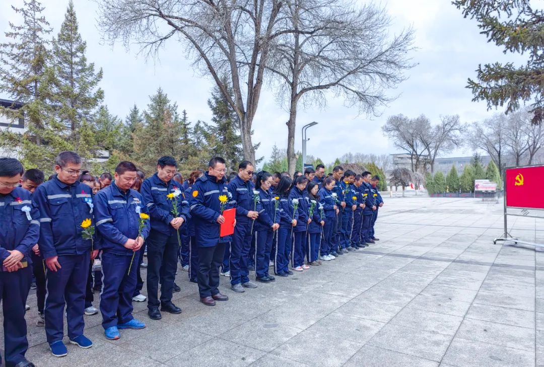 青海片區(qū)公司：緬懷先輩祭英烈，踔厲奮發(fā)譜新篇(圖4)