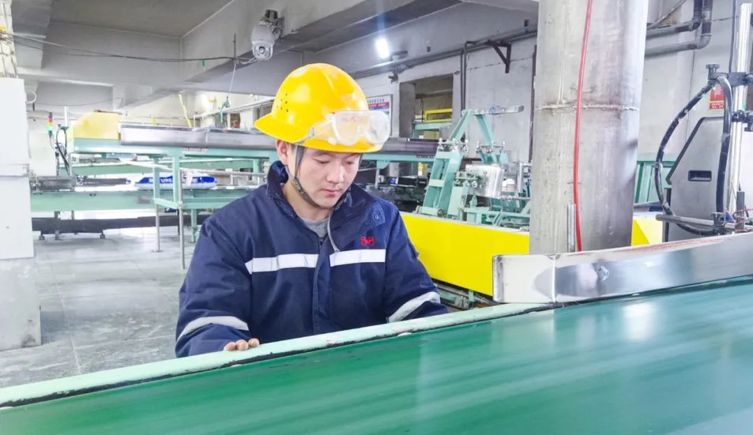 【宜化榜樣】新疆天運(yùn)陳寶斌：善于鉆研敢擔(dān)當(dāng)，凝聚力量勇拼搏(圖5)