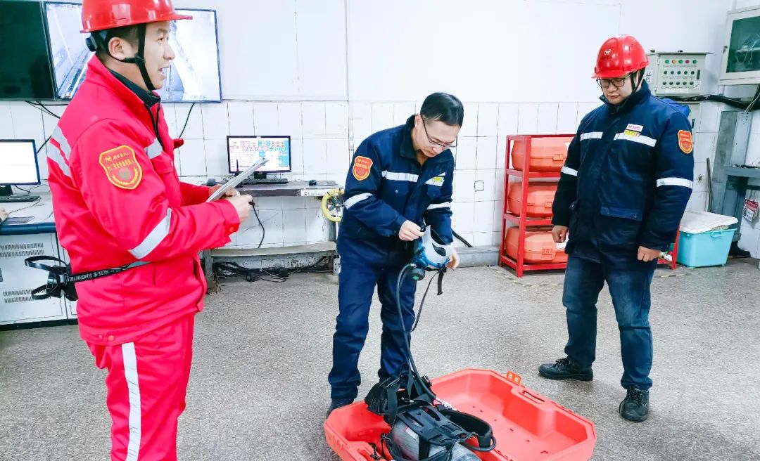 股份公司熱電維修班：精細(xì)管理強(qiáng)基礎(chǔ)，提升技能育人才(圖4)