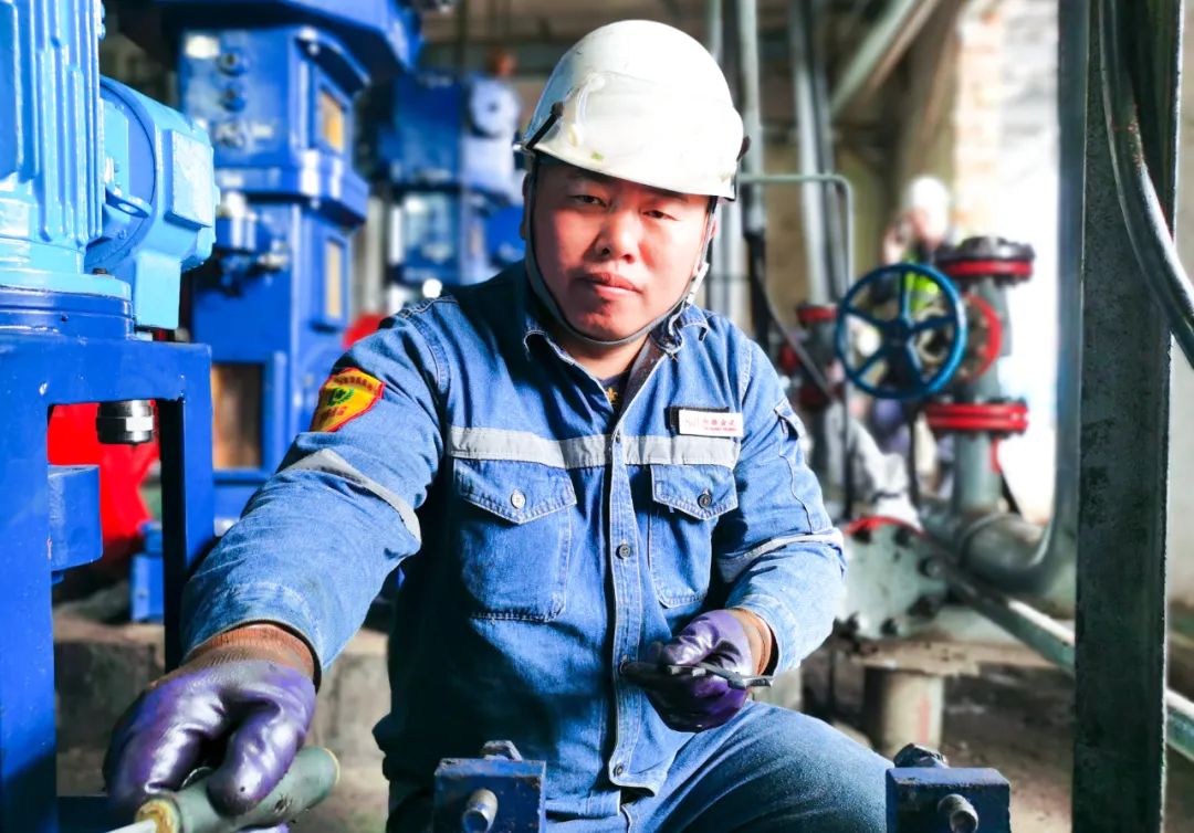 新疆宜化：直擊大修一線，看他們奮戰(zhàn)的身影(圖5)