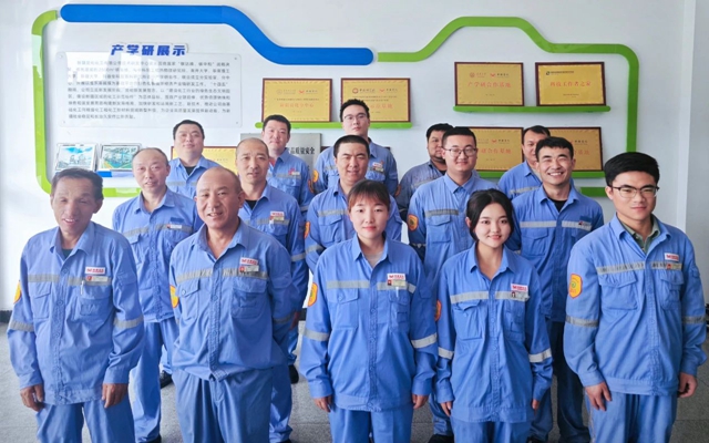 新疆宜化5個班組獲評準(zhǔn)東開發(fā)區(qū)安全管理標(biāo)準(zhǔn)化班組