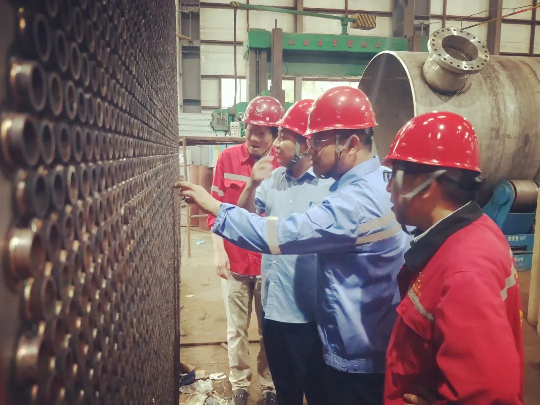 【現(xiàn)場辦公】集團(tuán)總經(jīng)理助理吳世華帶隊到化機辦公(圖2) 圖片