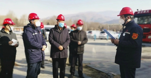 青海省委常委、省總工會主席馬吉孝到青海宜化調(diào)研慰問