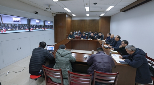 集團(tuán)召開生產(chǎn)調(diào)度會