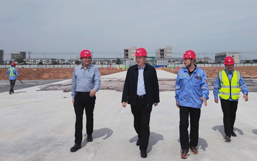 宜昌市國(guó)資委黨委書記、主任黃智華一行到氨醇項(xiàng)目現(xiàn)場(chǎng)調(diào)研