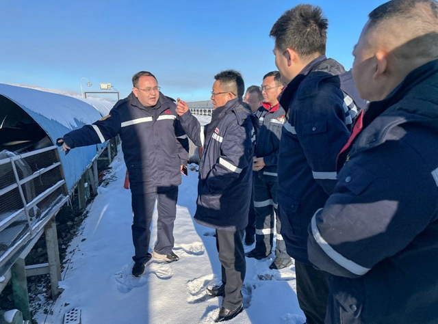 王大真到新疆宜化、新疆宜化礦業(yè)現(xiàn)場辦公